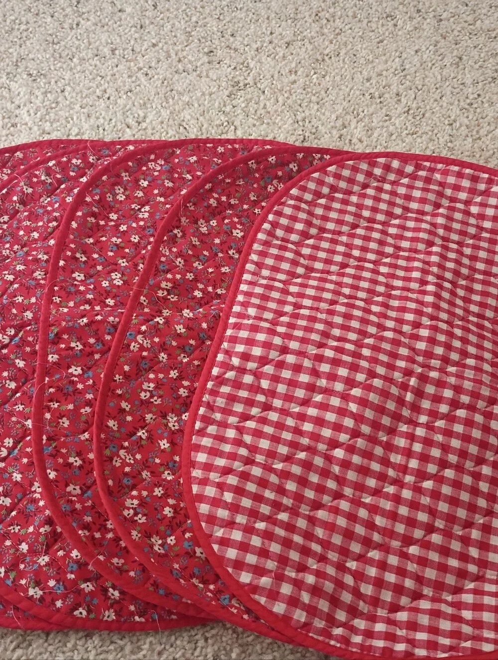 Vintage, Red Floral Quilted Placemat Set